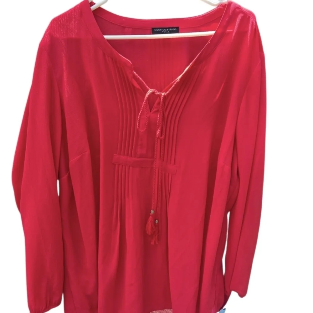 Signature Studio Women's Pink Blouse
